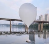North Korea sending rubbish-filled balloons to South Korea again: Seoul