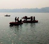 Boat carrying 17 people capsizes in Ganga In Patna