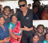 Actor Sonu Sood Visited Kumari Aunty Food Stall in Hyderabad 