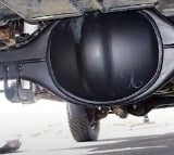 What is the round shape between the back wheels of heavy vehicles including car