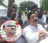 YCP leader Jogi Ramesh provoked his workers against Chandrababu says eyewitness