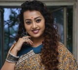 Ester Noronha Sensational Comments On Casting Couch