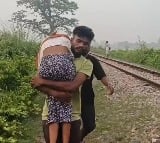  Shattered Brother Carries Sisters Body On Shoulders After She Dies Due To Typhoid As No Medical Help Could Reach Her Due To Floods