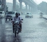 Heavy Rain lashes some areas in Hyderabad city 