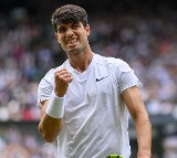 Carlos Alcaraz wins Wimbledon in a row