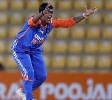 Women’s T20 Asia Cup: Deepti takes 3-20 as India bowl out Pakistan for 108