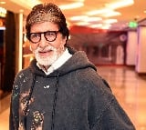 Big B apologises for confusing 'Akayla' scene with 'Agneepath' in social media post