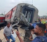 Jharkhand train accident: CM Mamata Banerjee attacks Centre over 'mismanagement'