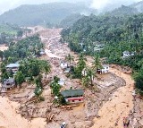 Hundreds of plantation labourers feared missing after Wayanad landslide