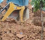 9 Killed After Madhya Pradesh Temple Wall Collapses