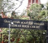 Madras HC refuses to prevent police from arresting YouTuber 'Savukku' Shankar in multiple cases