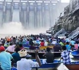 A captivating sight at Srisailam reservoir