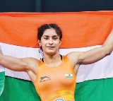 Did Vinesh Phogat take back his retirement