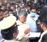 Chandrababi extends support to Junior doctors at KGH in Vizag