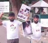 Protest outside Rahul’s residence over attack on journalists in Telangana