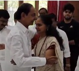 KCR hugs his daughter Kavitha and gets emotional