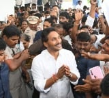 Jagan meets party cadre in Pulivendula