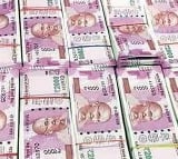 only Rs 7261 crore worth of the Rs 2000 notes are still with the public says RBI