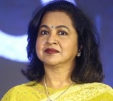 Radhika comments on Rajinikanth