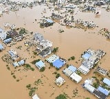 Flood-hit areas of Vijayawada remain marooned for 4th day