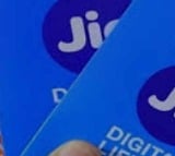 Reliance Jio has announced special offers on select recharge plans for its mobility users