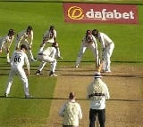 11 Players in One Frame This Happened In Somerset vs Surrey Match Video goes Viral