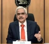 RBI governor signals no policy change