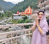 Rati Pandey embarks on spiritual odyssey on her birthday, visits this divine place