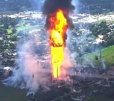 Pipeline in Houston suburb explodes and is on fire