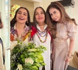 Farah Khan turns clock back by 24 years on Shabana Azmi birthday