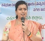 Roja slams Chandrababu on Jagan declaration issue