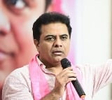 Congress leaders stops KTR convoy