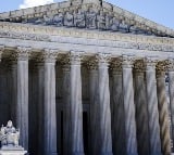 US Supreme Court halts ruling barring emergency abortions that violate Texas ban