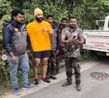 Vijay Deverakonda runs through Kerala’s tea estates, poses with forest officers