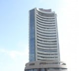 Sensex ends flat, Hindustan Unilever among top losers