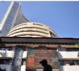 Sensex recovers day's losses partially, sheds 662 points amid persistent FII outflow