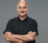 Anupam Kher recounts his journey of 40 years in cinema, urges
 everyone to be a dreamer