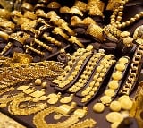 Gold prices declines ahaed of Deepavali