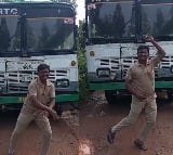 APSRTC driver Lovaraju resumes duties after Lokesh tweet