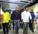 Former cricketer Kapil Dev met AP CM Chandrababu