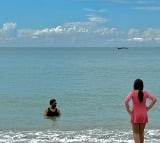 MS Dhoni Relax At Thailand Beach