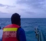 Sri Lankan Navy arrests 23 Tamil fishers for crossing IMBL