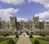Two intruders break into Windsor Castle And steal farm vehicles