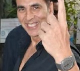 Akshay Kumar among earliest voters, says ‘good morning’