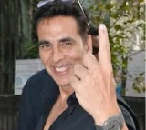 Akshay Kumar among earliest voters, says ‘good morning’
