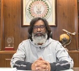 Hemant Soren stakes claim to form next govt in Jharkhand, to take oath on Nov 28