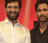Vijay Deverakonda Special Gift to Allu Arjun