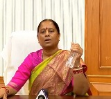 Konda Surekha hot comments on RSP and KTR