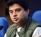 Bee Attack Disrupts Public Event Attended by Union Minister Jyotiraditya Scindia