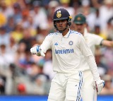 2nd Test: Mitchell Starc picks 3-31 as Australia reduce India to 82/4